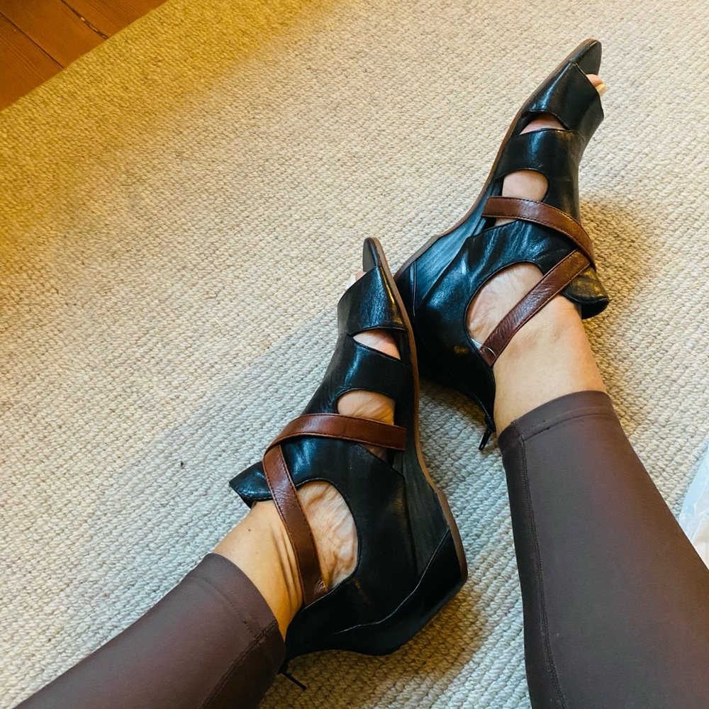 Gladiator type BRAND NEW leather sandals